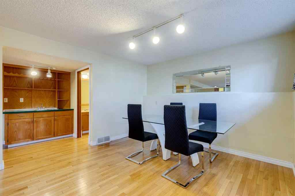 MLS® # A2270924 - 203 Edgeland Road NW in Edgemont Calgary, Residential Open Houses