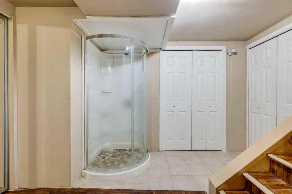 MLS® # A2270924 - 203 Edgeland Road NW in Edgemont Calgary, Residential Open Houses