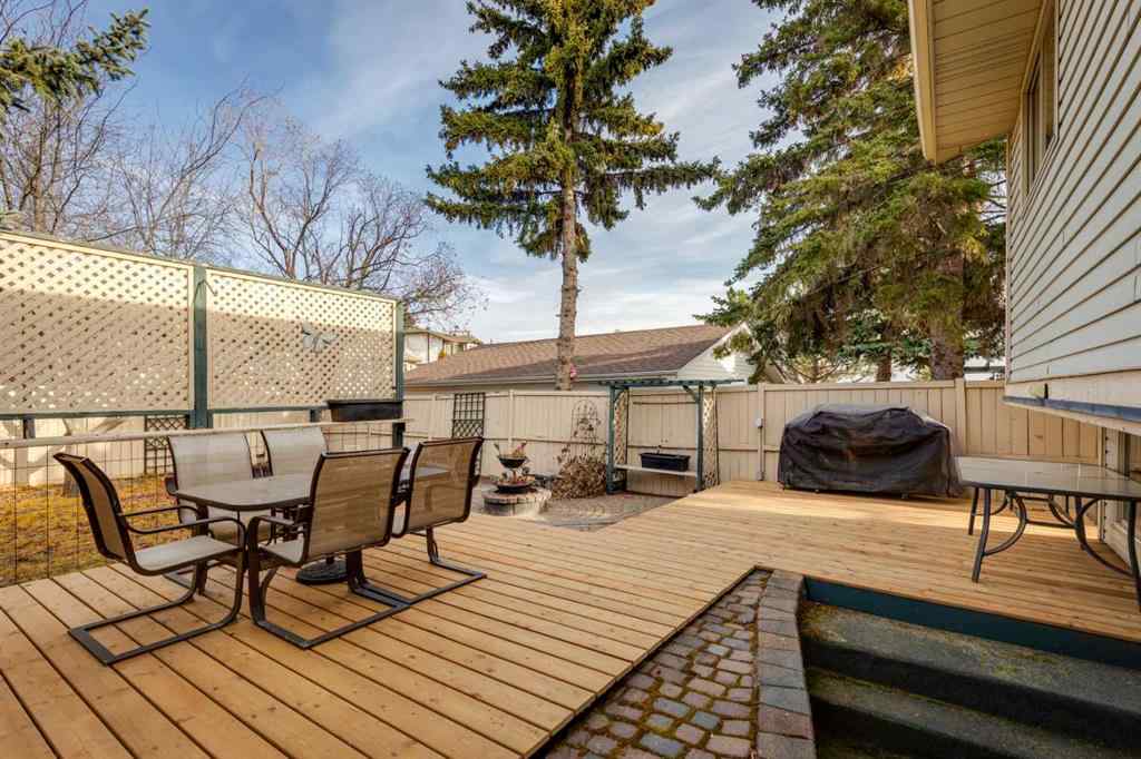 MLS® # A2270924 - 203 Edgeland Road NW in Edgemont Calgary, Residential Open Houses
