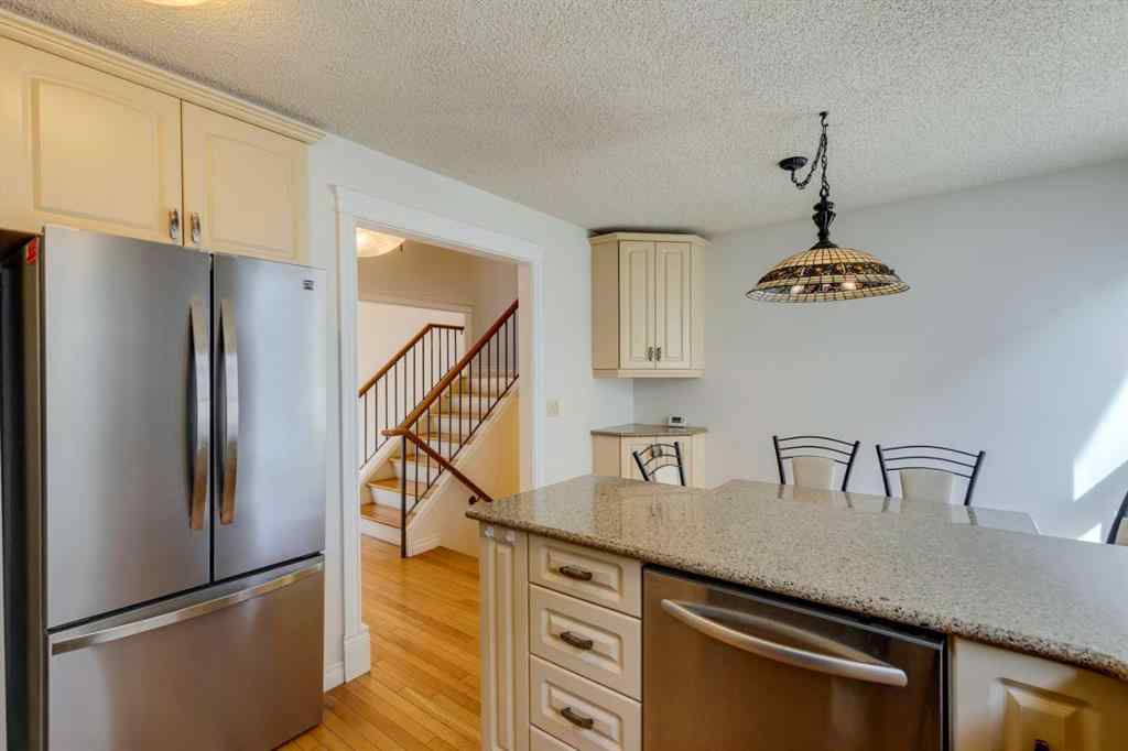 MLS® # A2270924 - 203 Edgeland Road NW in Edgemont Calgary, Residential Open Houses