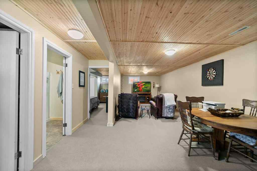 MLS&reg; # A2270925 - 5002 46 Street  in Daysland Daysland, Residential Open Houses