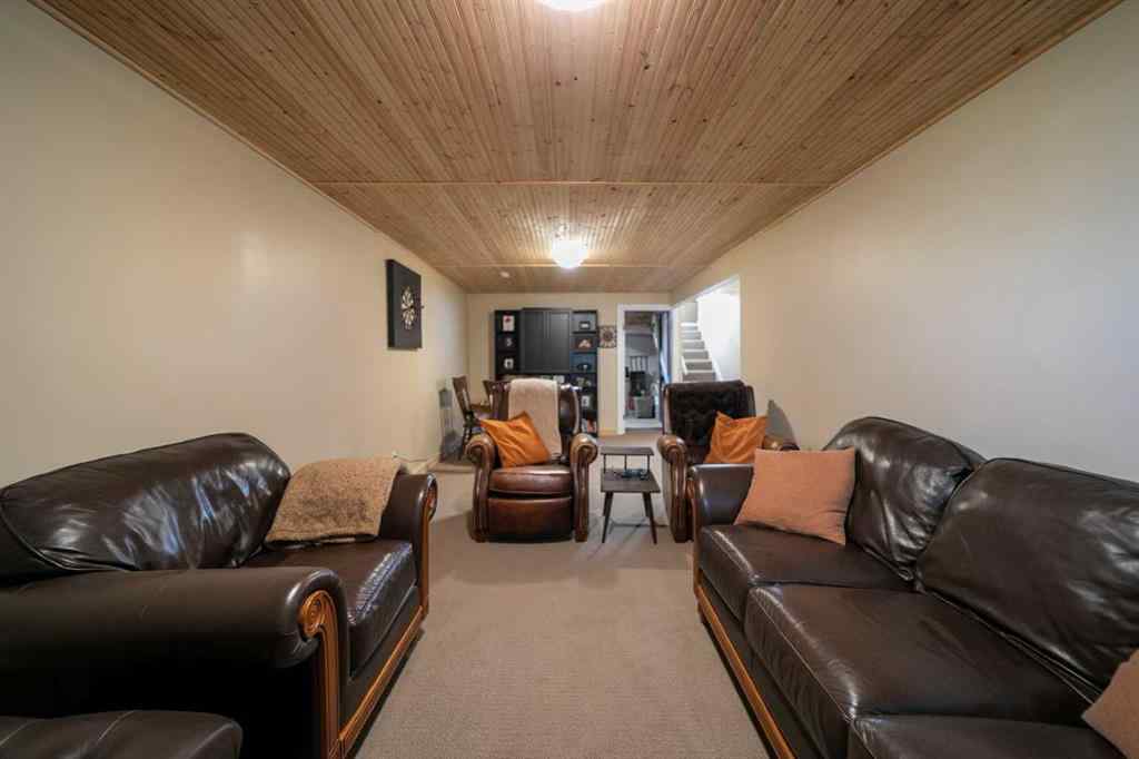 MLS&reg; # A2270925 - 5002 46 Street  in Daysland Daysland, Residential Open Houses