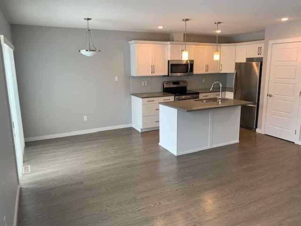 MLS&reg; # A2270937 - Unit #4 1202 Keystone Road W in Copperwood Lethbridge, Rental Open Houses