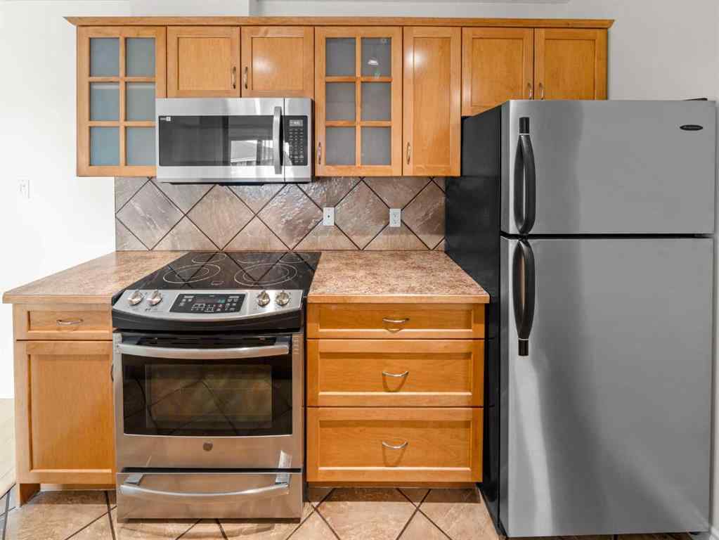 MLS&reg; # A2270939 - Unit #407 617 56 Avenue SW in Windsor Park Calgary, Residential Open Houses