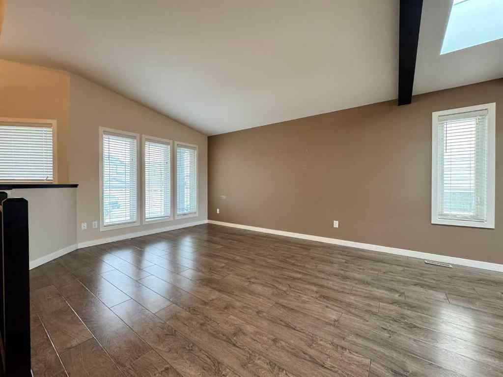 MLS&reg; # A2270942 - 317 Moonlight Way W in Copperwood Lethbridge, Residential Open Houses