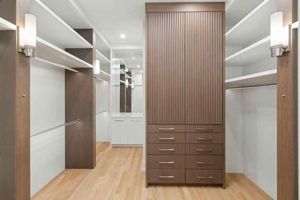 MLS&reg; # A2270945 - Unit ##A 4120 1A Street SW in Parkhill Calgary, Residential Open Houses