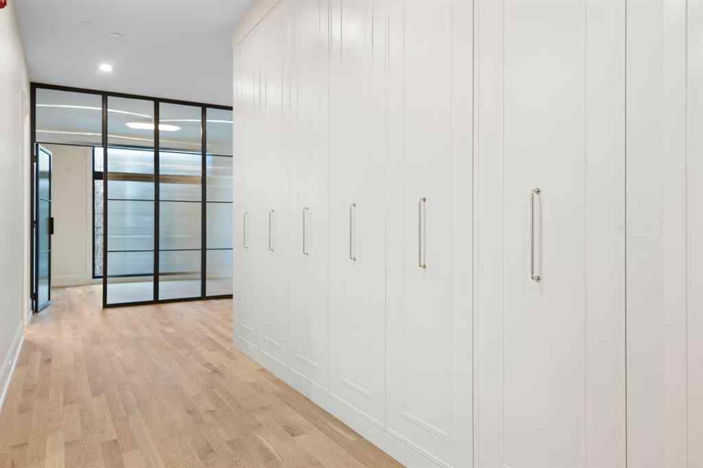 MLS&reg; # A2270945 - Unit ##A 4120 1A Street SW in Parkhill Calgary, Residential Open Houses