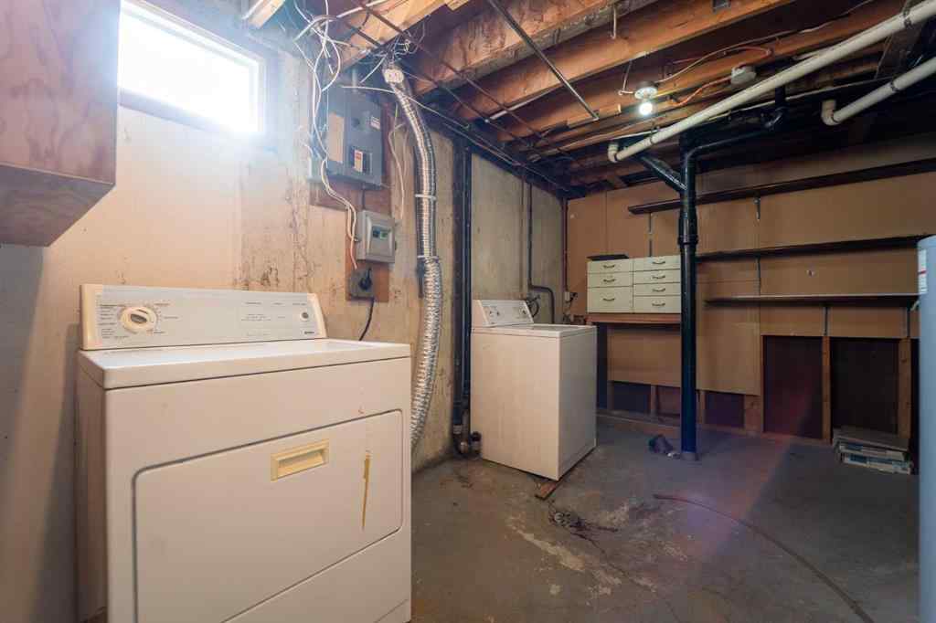 MLS&reg; # A2270947 - 406 12 Avenue N in Staffordville Lethbridge, Residential Open Houses