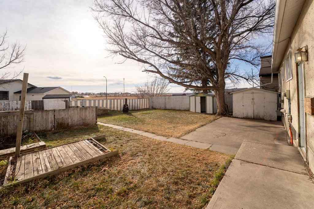 MLS&reg; # A2270947 - 406 12 Avenue N in Staffordville Lethbridge, Residential Open Houses