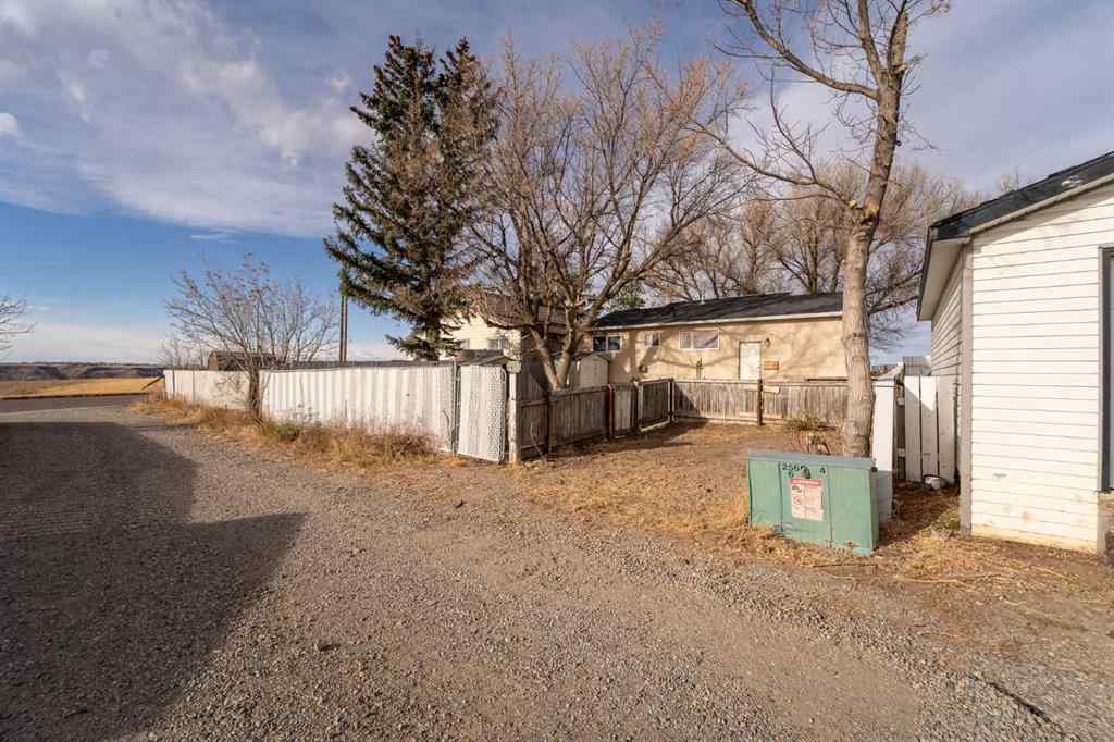 MLS&reg; # A2270947 - 406 12 Avenue N in Staffordville Lethbridge, Residential Open Houses