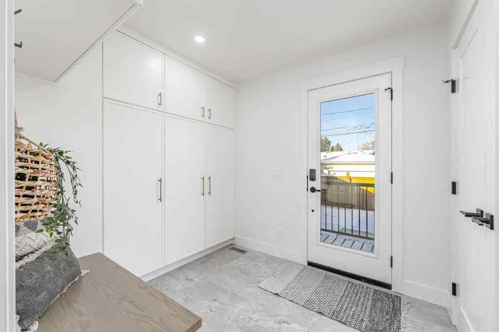 MLS&reg; # A2270951 - 1152 Lake Sundance Crescent SE in Lake Bonavista Calgary, Residential Open Houses