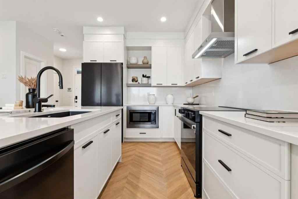 MLS&reg; # A2270952 - 3575 Chestermere Boulevard  in East Chestermere Chestermere, Residential Open Houses