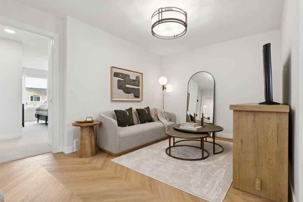 MLS&reg; # A2270952 - 3575 Chestermere Boulevard  in East Chestermere Chestermere, Residential Open Houses