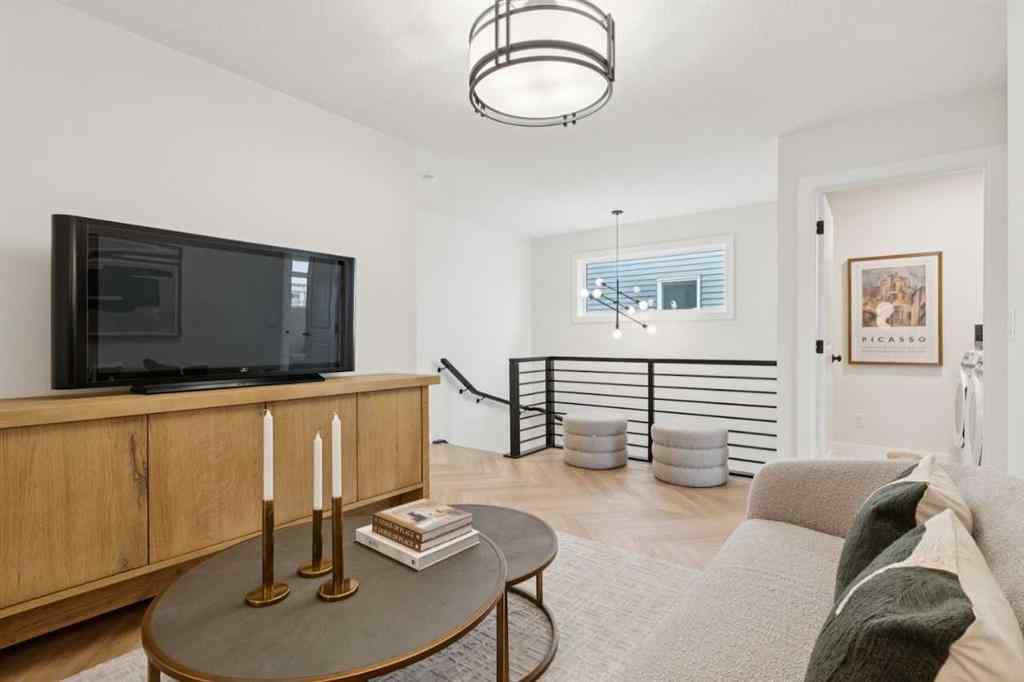 MLS&reg; # A2270952 - 3575 Chestermere Boulevard  in East Chestermere Chestermere, Residential Open Houses