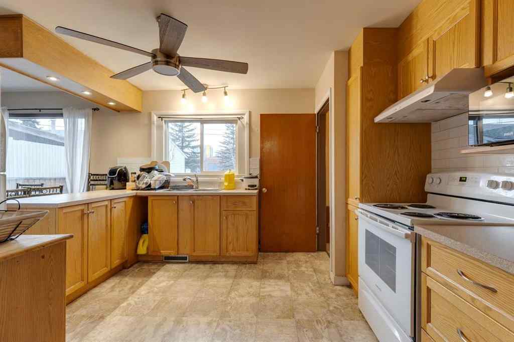 MLS&reg; # A2270960 - 2647 Charlebois Drive NW in Charleswood Calgary, Residential Open Houses