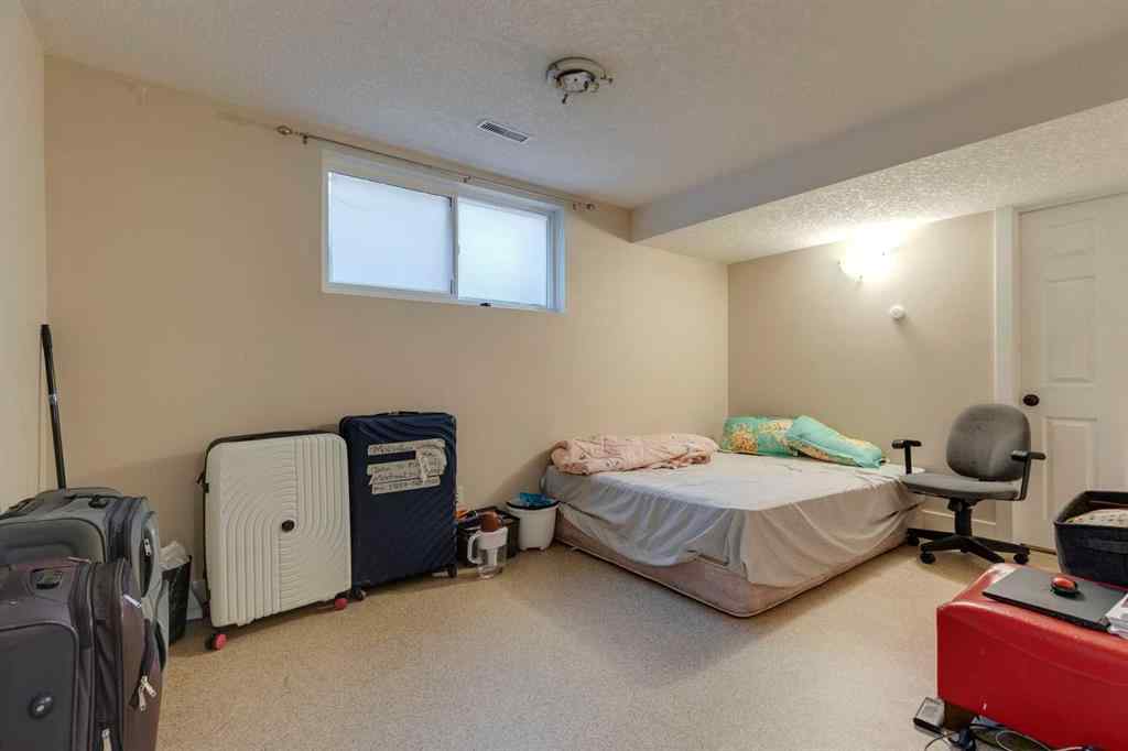 MLS&reg; # A2270960 - 2647 Charlebois Drive NW in Charleswood Calgary, Residential Open Houses