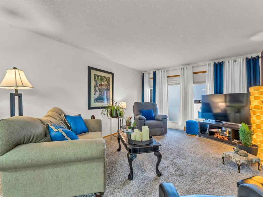 MLS&reg; # A2270965 - Unit #429 1535 Southview Drive SE in Southview-Park Meadows Medicine Hat, Residential Open Houses