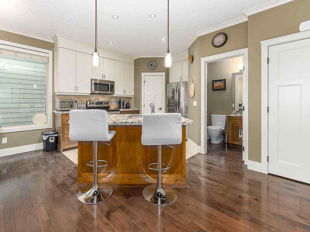 MLS® # A2270967 - Unit #2 126 27 Avenue NW in Tuxedo Park Calgary, Residential Open Houses