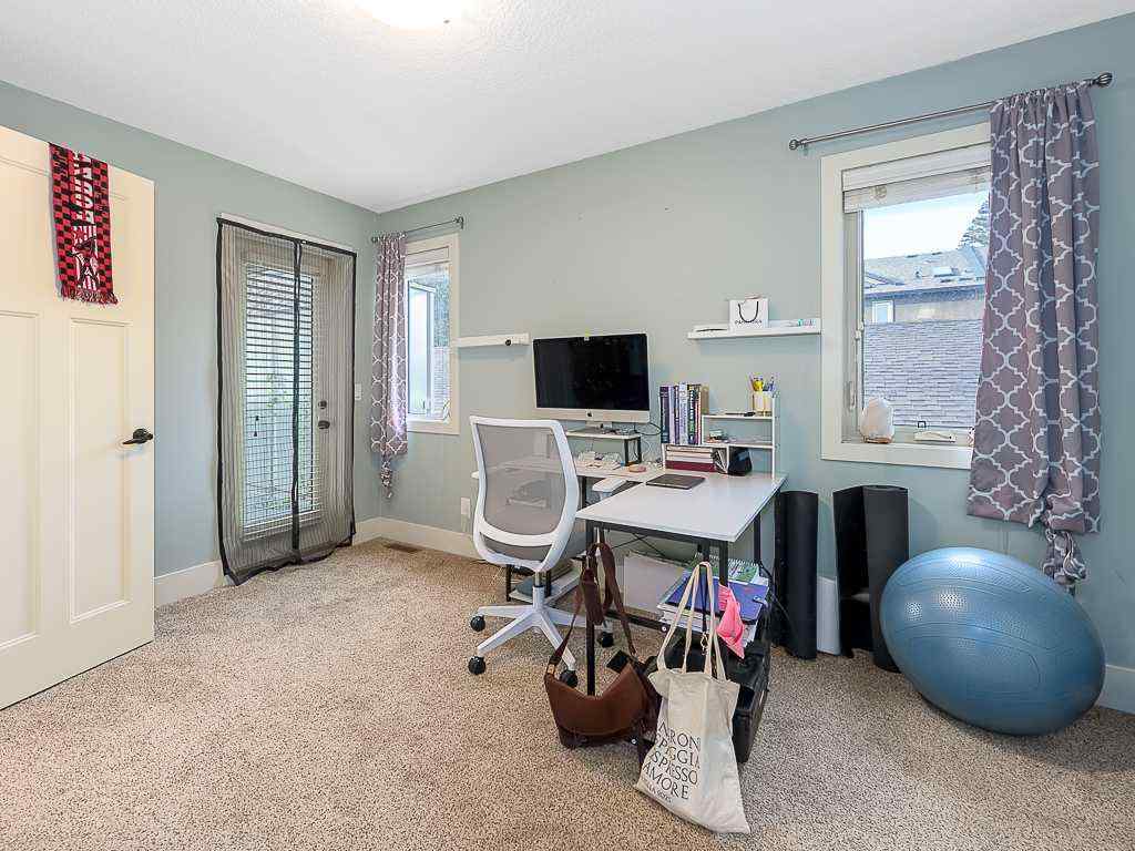 MLS® # A2270967 - Unit #2 126 27 Avenue NW in Tuxedo Park Calgary, Residential Open Houses