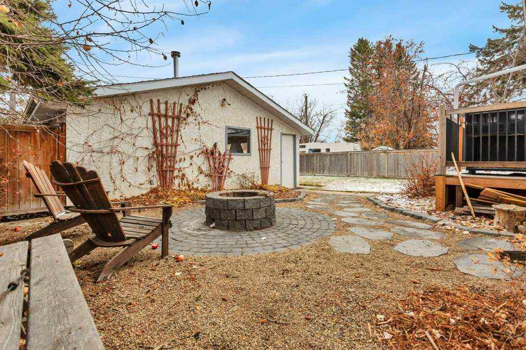 MLS&reg; # A2270971 - 4217 43 Avenue  in Grandview Red Deer, Residential Open Houses