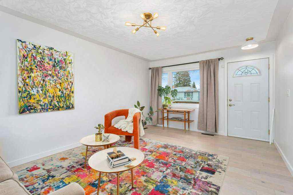 MLS&reg; # A2270971 - 4217 43 Avenue  in Grandview Red Deer, Residential Open Houses