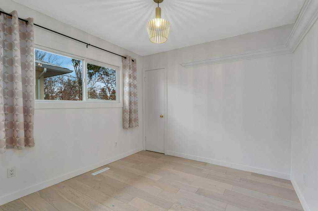 MLS&reg; # A2270971 - 4217 43 Avenue  in Grandview Red Deer, Residential Open Houses