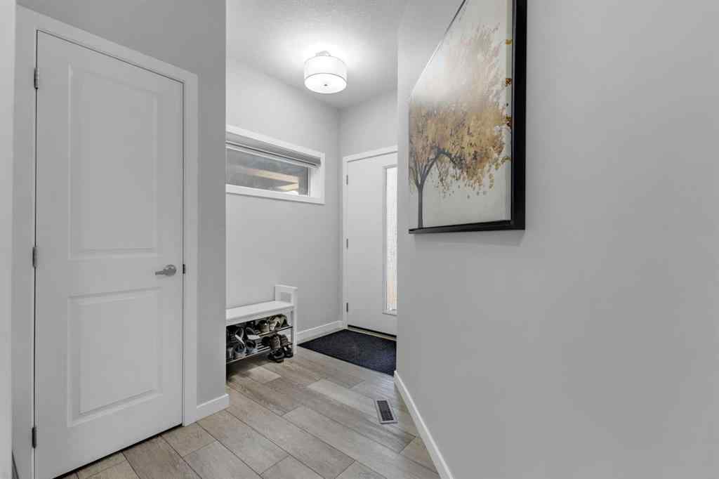 MLS&reg; # A2270980 - 704 Creekstone Circle SW in Pine Creek Calgary, Residential Open Houses