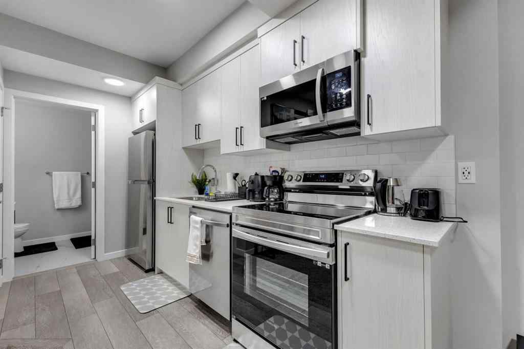 MLS&reg; # A2270980 - 704 Creekstone Circle SW in Pine Creek Calgary, Residential Open Houses