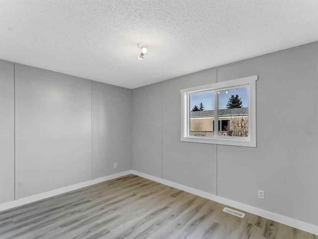 MLS&reg; # A2270983 - 57 Maple Drive W in Sunnylea Brooks, Mobile Open Houses