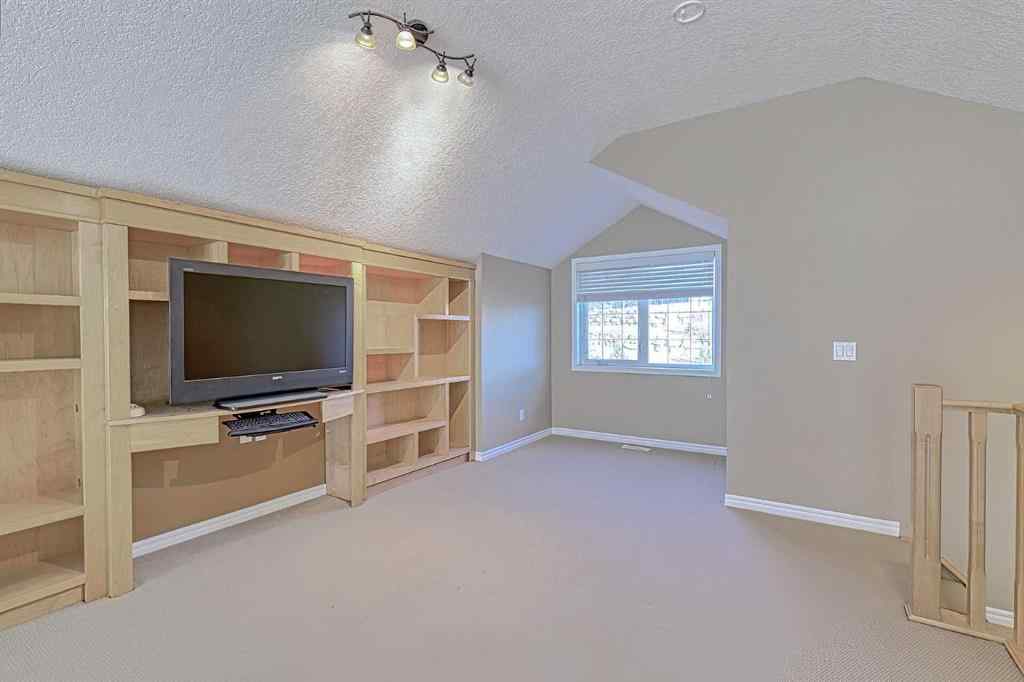 MLS&reg; # A2270984 - 114 Gleneagles Estates Lane  in GlenEagles Cochrane, Residential Open Houses