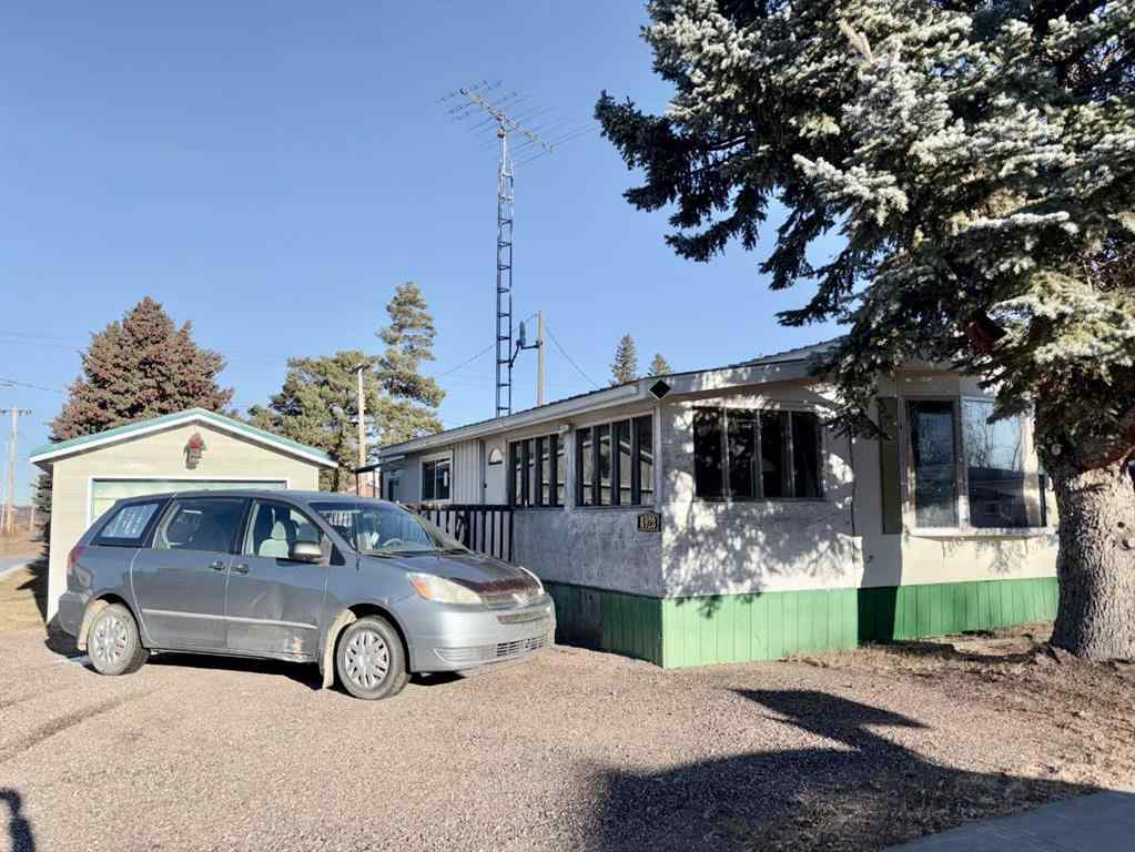 MLS&reg; # A2270988 - 4928 50 Avenue  in Minburn Minburn, Residential Open Houses