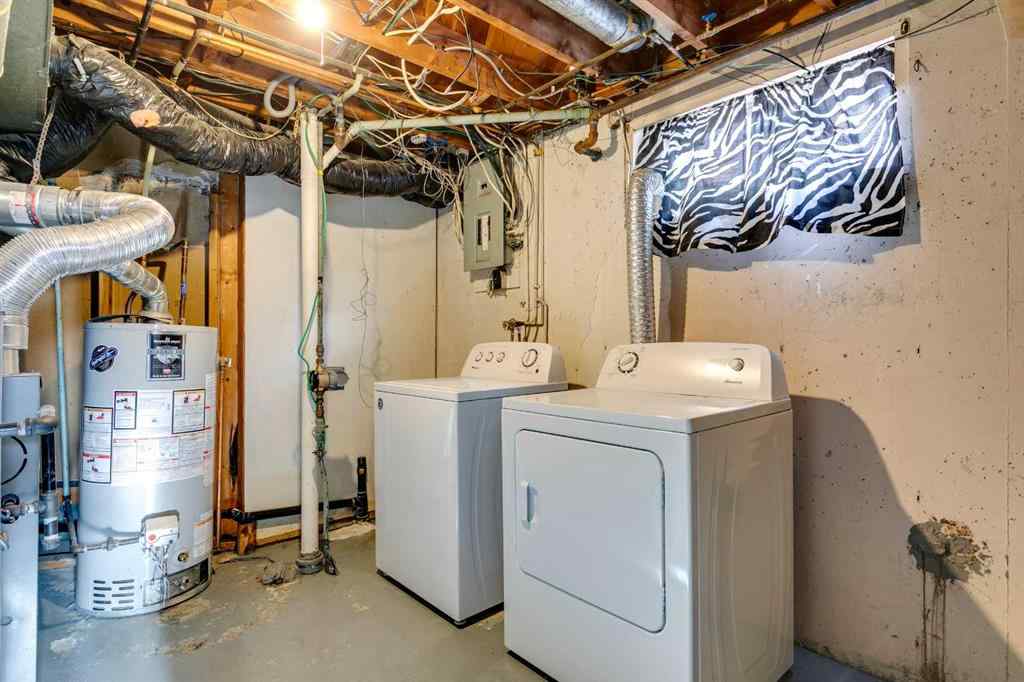 MLS&reg; # A2270993 - 3328 45 Street SW in Glenbrook Calgary, Residential Open Houses