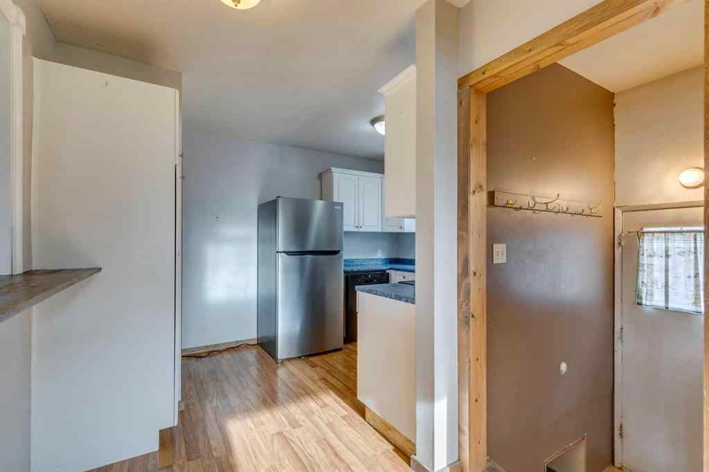 MLS&reg; # A2270993 - 3328 45 Street SW in Glenbrook Calgary, Residential Open Houses