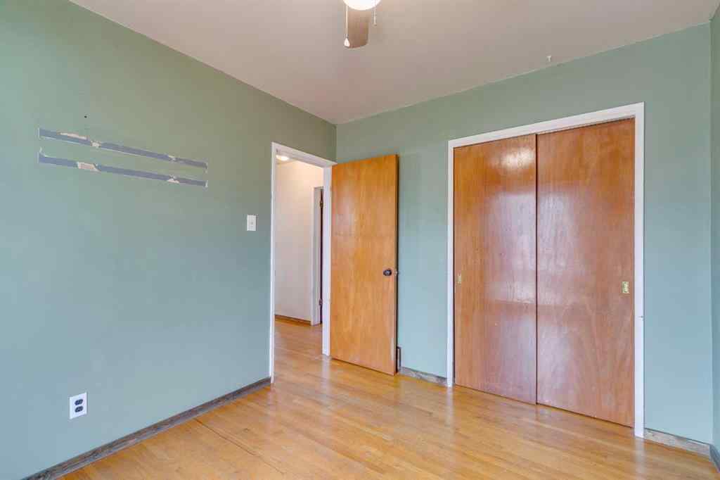 MLS&reg; # A2270993 - 3328 45 Street SW in Glenbrook Calgary, Residential Open Houses