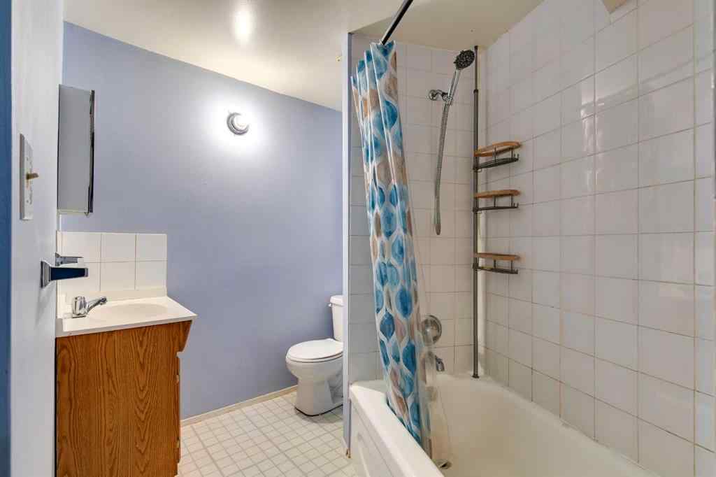 MLS&reg; # A2270993 - 3328 45 Street SW in Glenbrook Calgary, Residential Open Houses