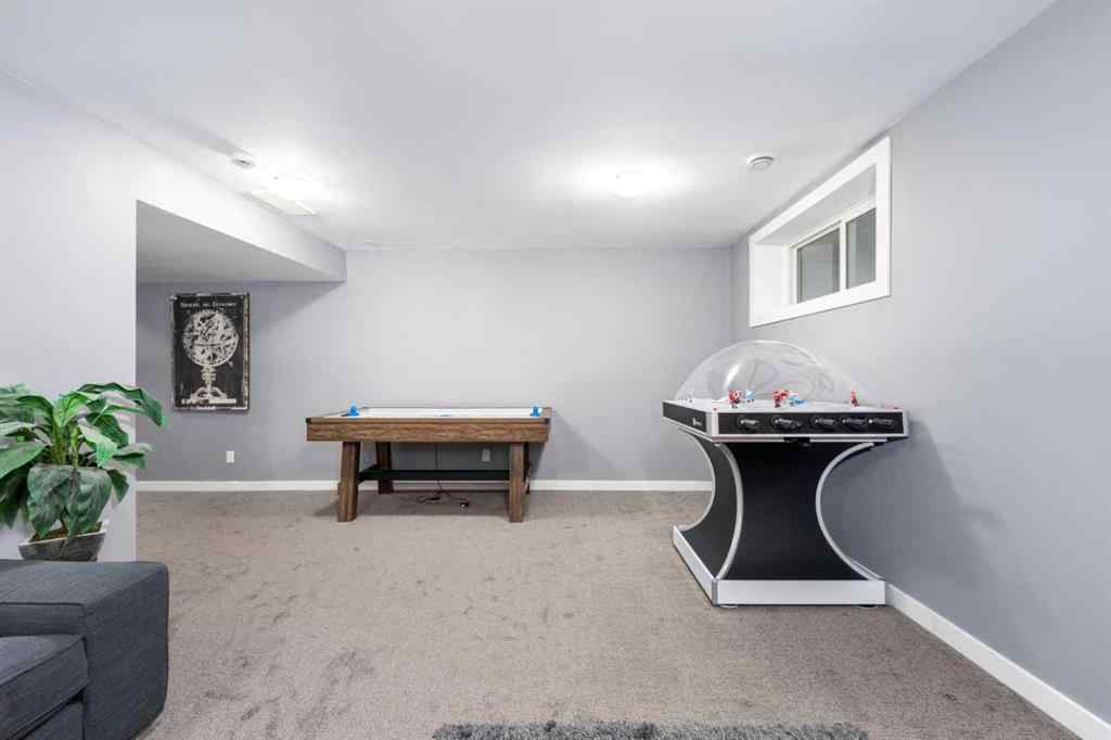 MLS&reg; # A2270997 - 719 Hampton Hills Drive NE in Hampton Hills High River, Residential Open Houses