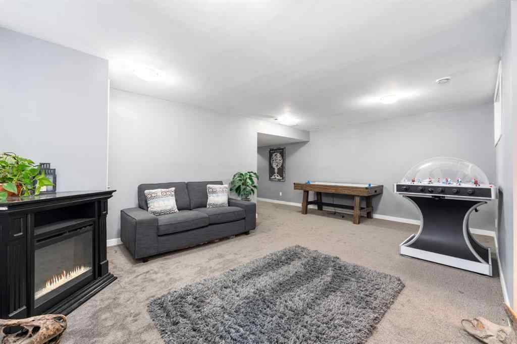 MLS&reg; # A2270997 - 719 Hampton Hills Drive NE in Hampton Hills High River, Residential Open Houses