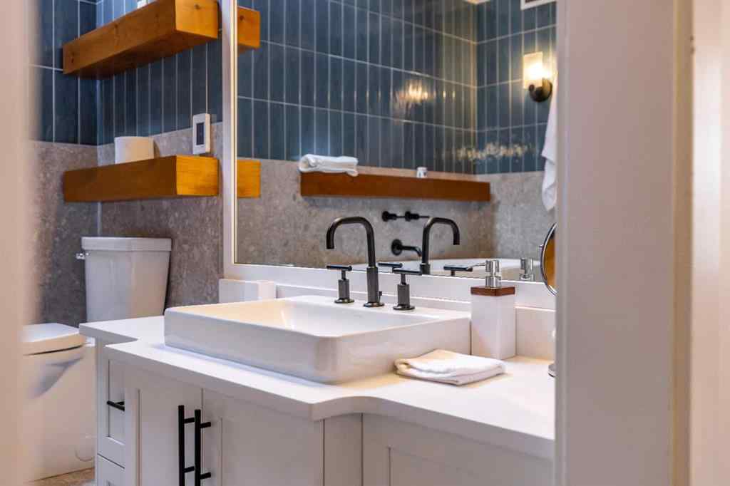 MLS&reg; # A2271000 - Unit #505 535 10 Avenue SW in Beltline Calgary, Residential Open Houses