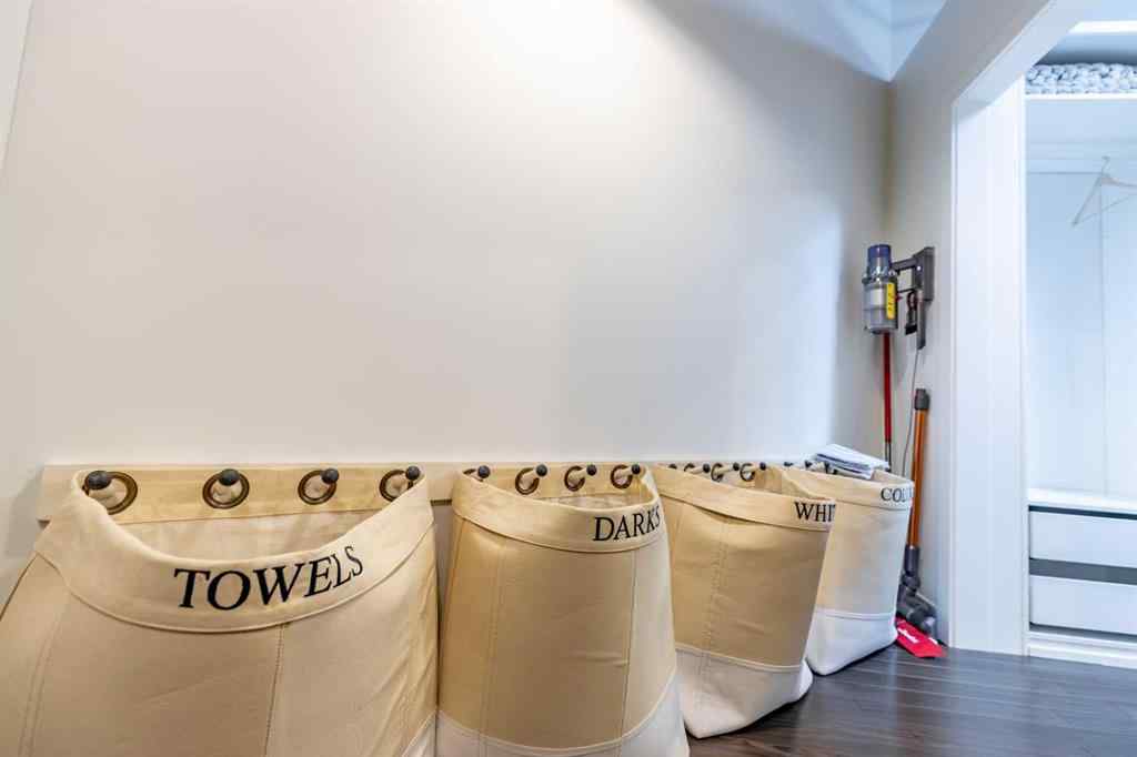 MLS&reg; # A2271000 - Unit #505 535 10 Avenue SW in Beltline Calgary, Residential Open Houses