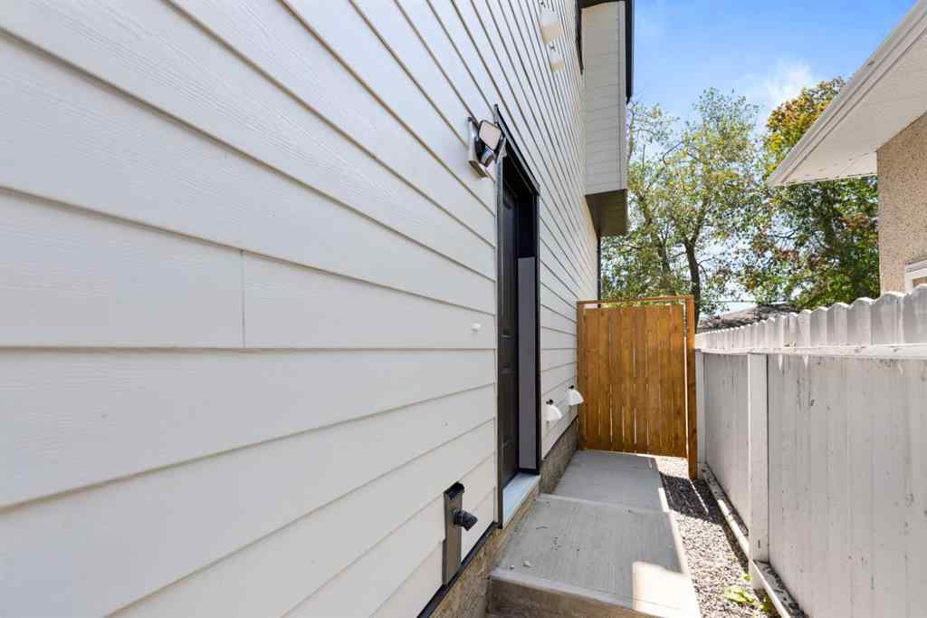 MLS&reg; # A2271003 - 7931 47 Avenue NW in Bowness Calgary, Residential Open Houses