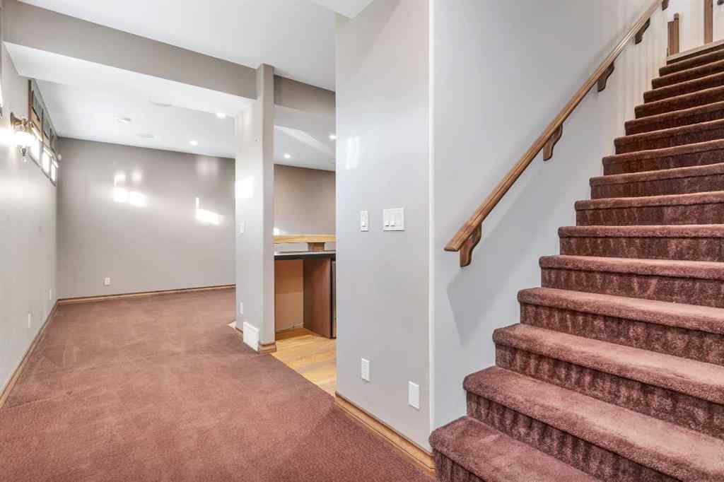 MLS&reg; # A2271007 - 100 Van Slyke Way  in Vanier East Red Deer, Residential Open Houses