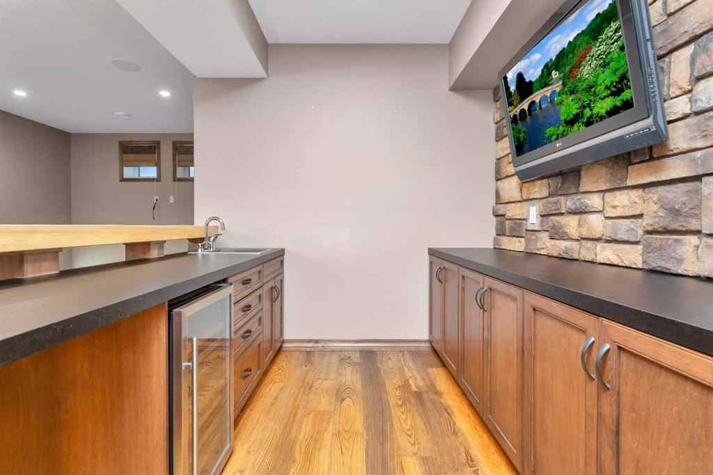 MLS&reg; # A2271007 - 100 Van Slyke Way  in Vanier East Red Deer, Residential Open Houses