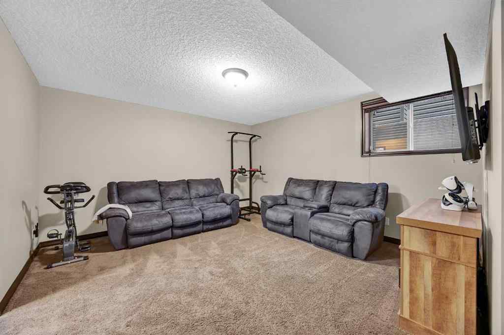 MLS&reg; # A2271010 - 223 Auburn Springs Close SE in Auburn Bay Calgary, Residential Open Houses