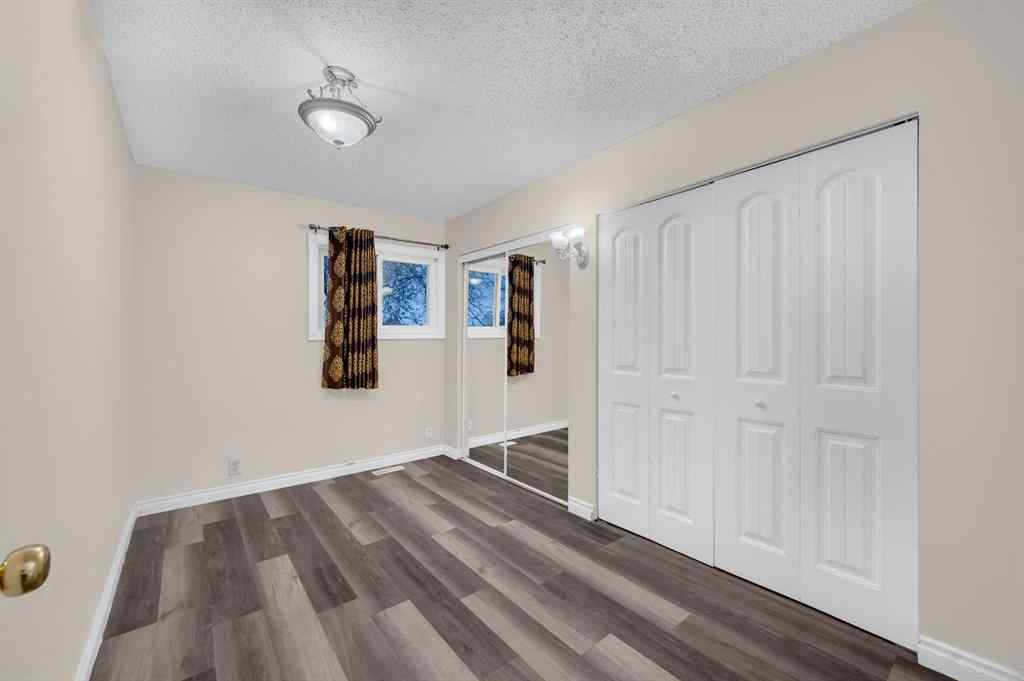 MLS&reg; # A2271011 - 1527 52 Street SE in Forest Lawn Calgary, Residential Open Houses