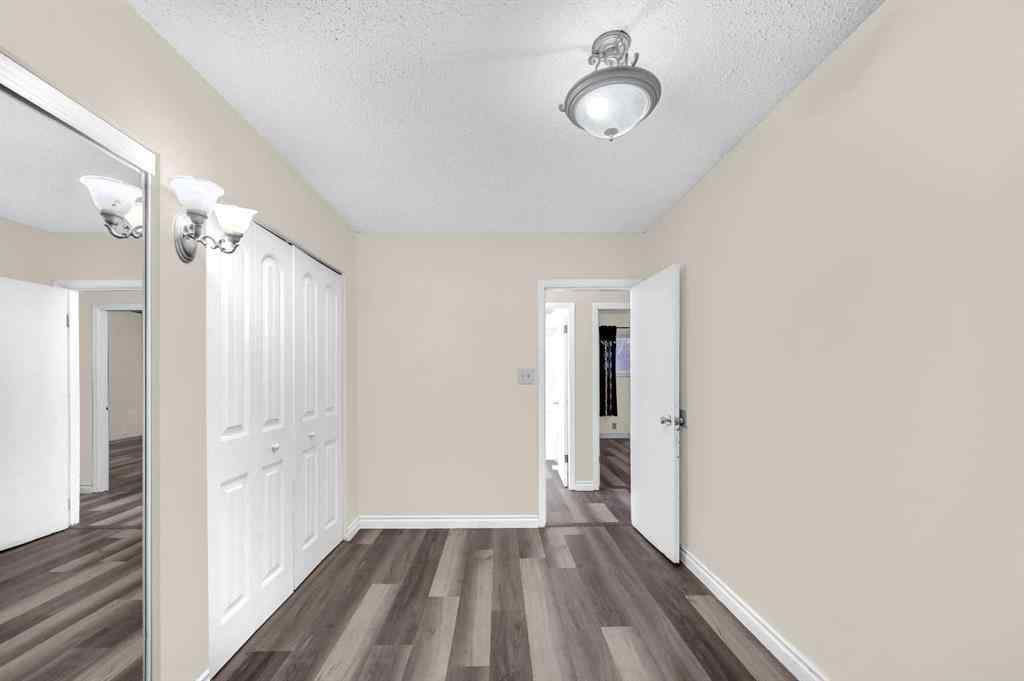 MLS&reg; # A2271011 - 1527 52 Street SE in Forest Lawn Calgary, Residential Open Houses