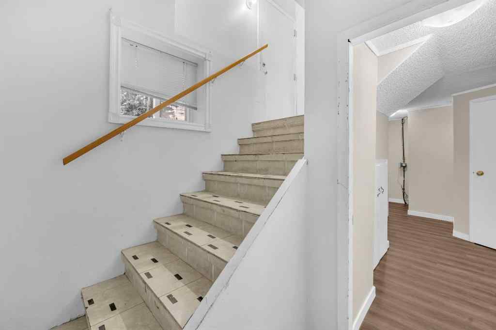 MLS&reg; # A2271011 - 1527 52 Street SE in Forest Lawn Calgary, Residential Open Houses