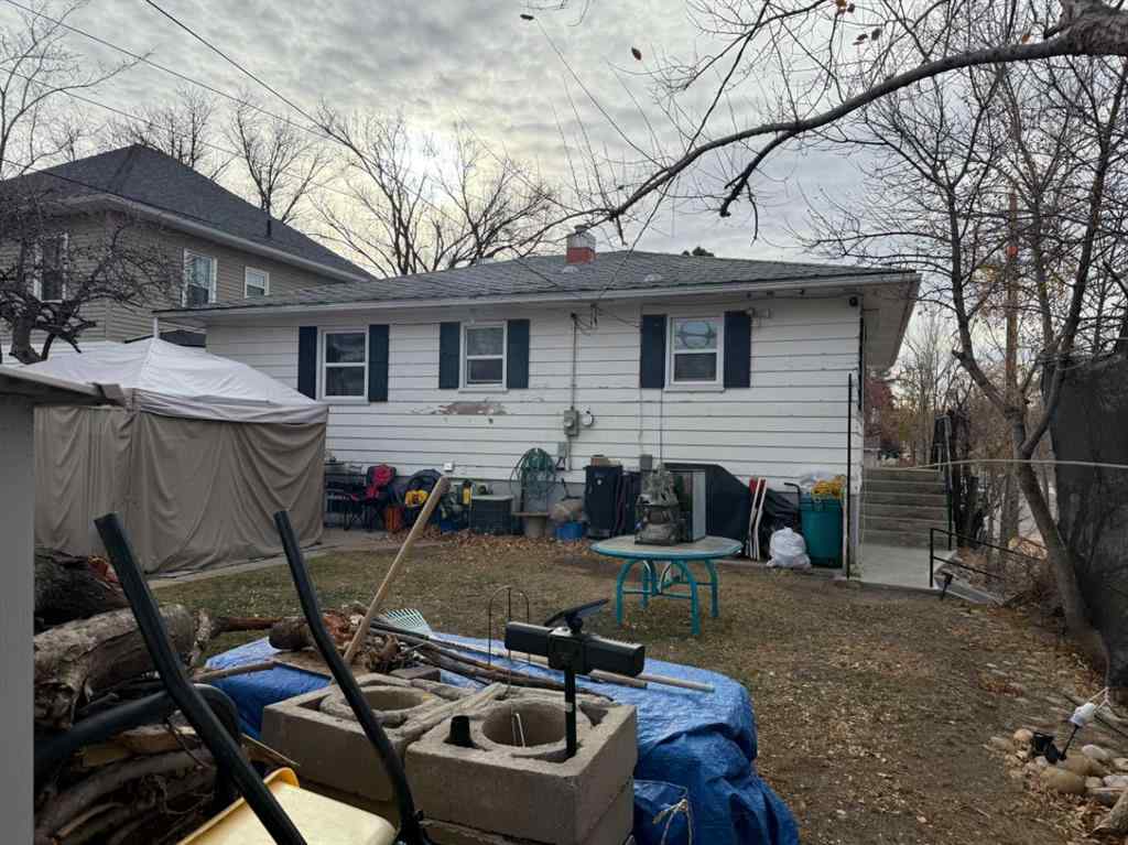 MLS&reg; # A2271012 - 378 4 Street SW in SW Hill Medicine Hat, Residential Open Houses