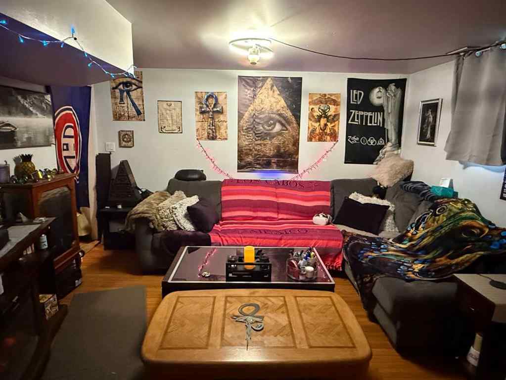 MLS&reg; # A2271012 - 378 4 Street SW in SW Hill Medicine Hat, Residential Open Houses