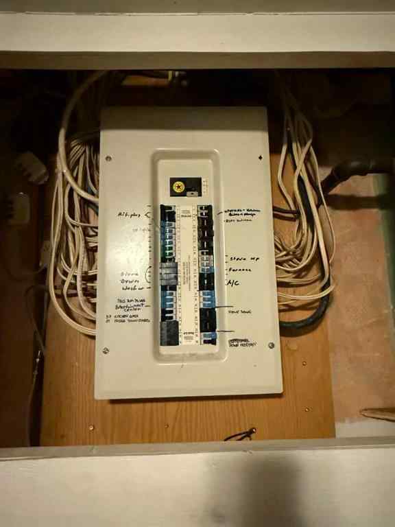 MLS&reg; # A2271012 - 378 4 Street SW in SW Hill Medicine Hat, Residential Open Houses