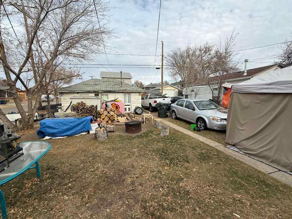 MLS&reg; # A2271012 - 378 4 Street SW in SW Hill Medicine Hat, Residential Open Houses